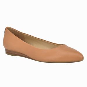 Nine West Ferdi 9x9 Pointy Toe Flats - Brown - Ireland (KH2835967)